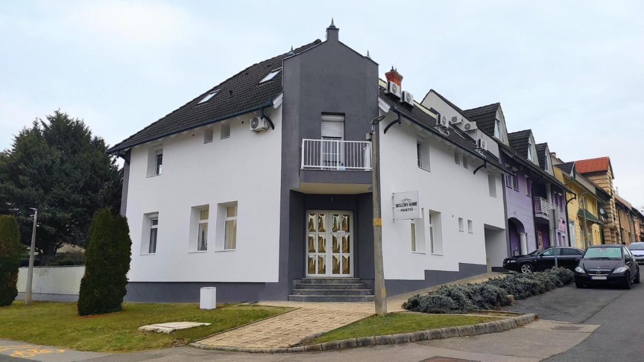 Misleny Home Kozarmisleny Exteriér fotografie